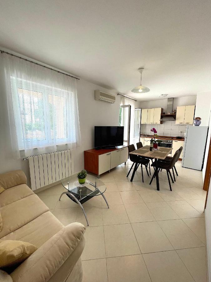 Apartamento Avelanda Labin  Exterior foto